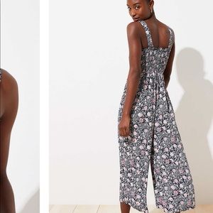 LOFT *BRAND NEW* Petite Floral Smocked Jumper